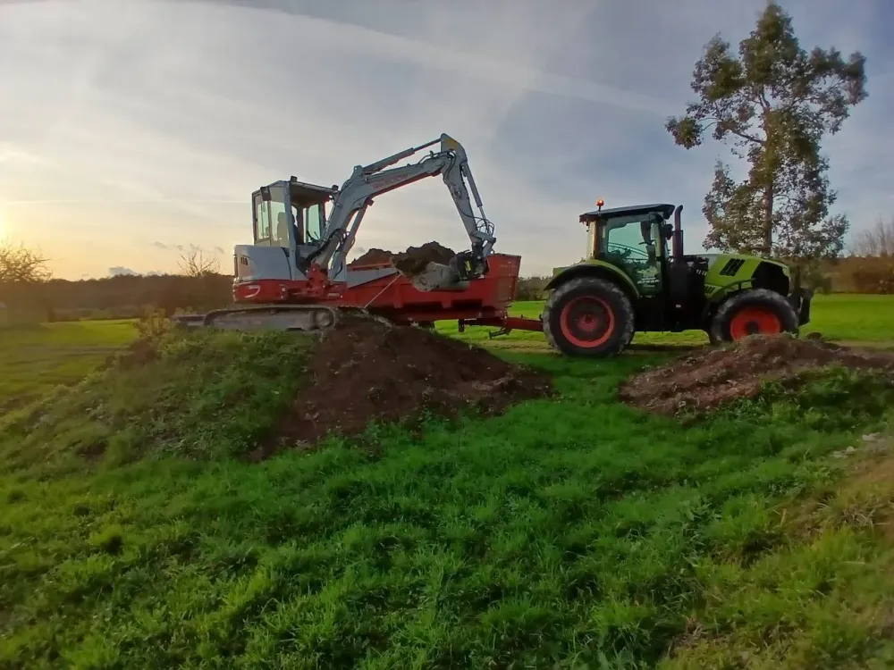 Location mini-pelle à Bains-sur-Oust
